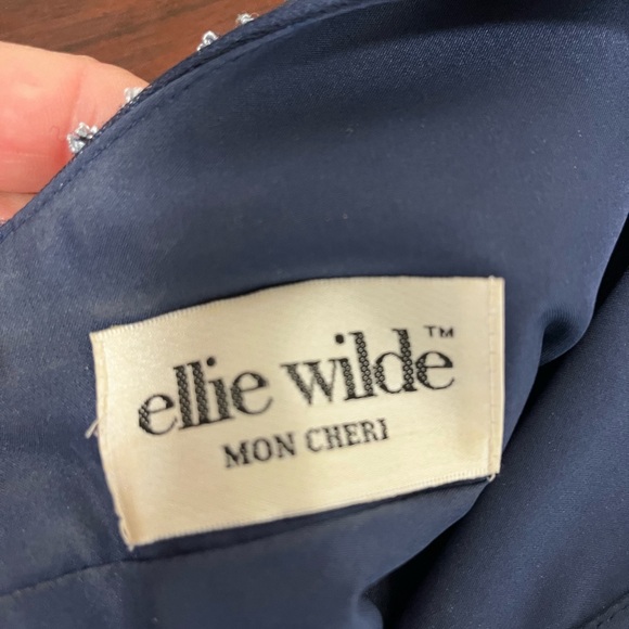 Elle Wilde short prom formal beaded appliqué navy dress size 2 - Picture 5 of 7